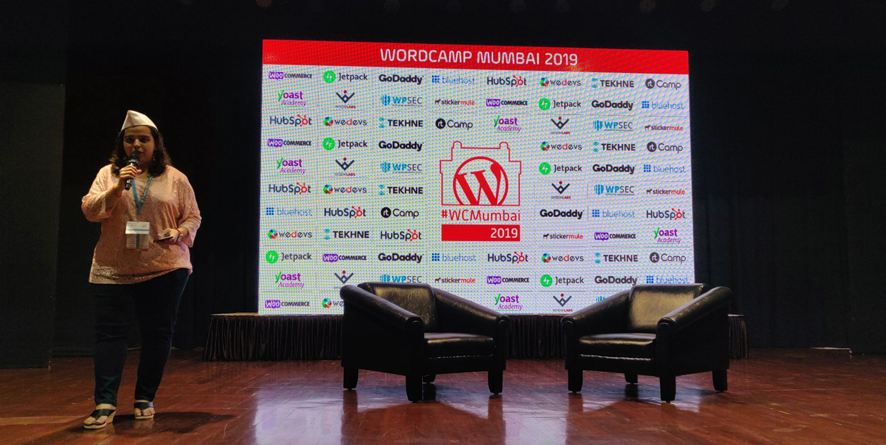 Мехер выступает на WordCamp Mumbai 2019